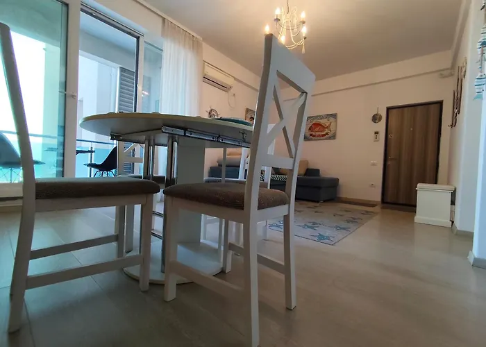 First Wave Ap 8 Navodari