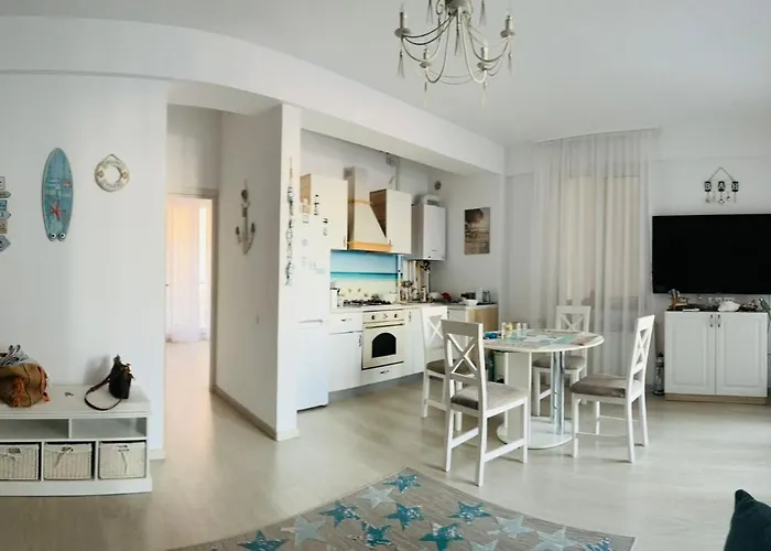 Apartment First Wave Ap 8