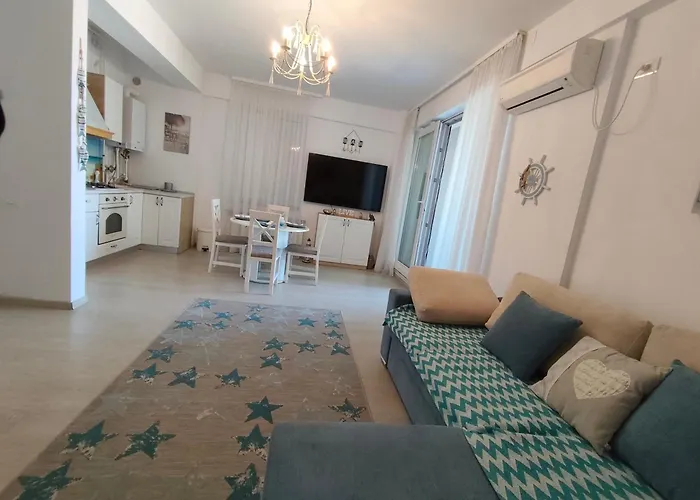 First Wave Ap 8 Apartment *