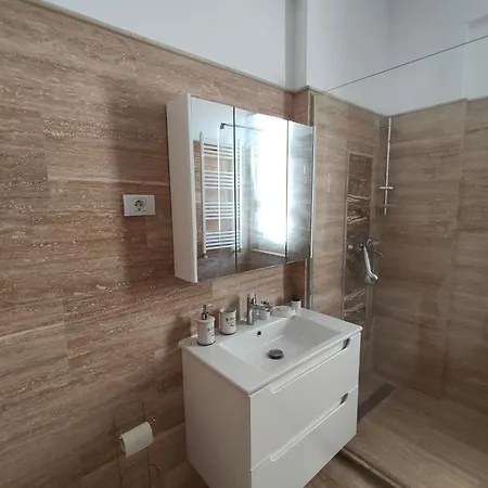 公寓 First Wave Ap 8 那沃达利