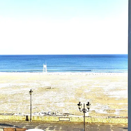 First Wave Ap 8 公寓 那沃达利