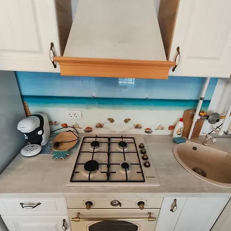 First Wave Ap 8 公寓