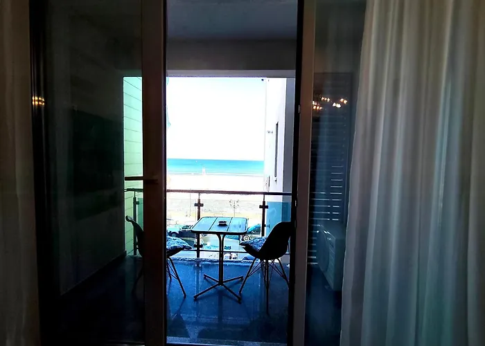 First Wave Ap 8 * 那沃达利